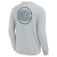T-shirt à manches longues gris fanatiques pour hommes New York Knicks Elements Strive