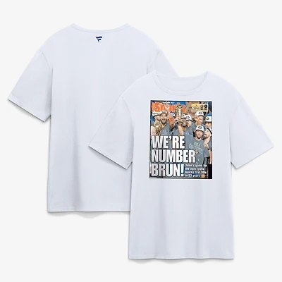 T-shirt Fanatics blanc pour homme, New York Knicks x Post, champions des finales NBA 2026, couverture de journal