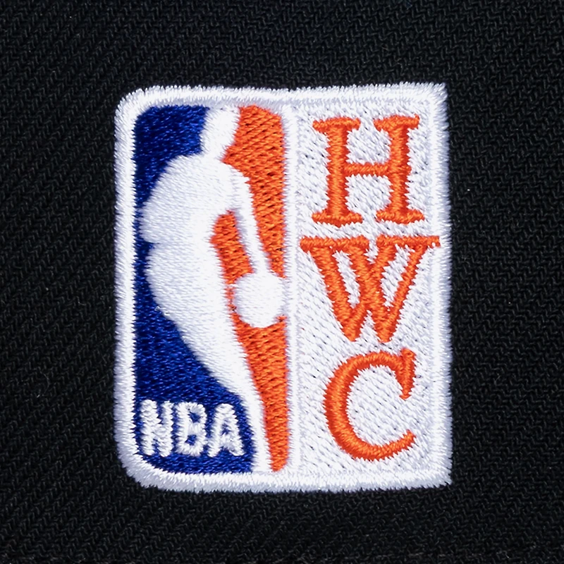 Casquette Mitchell & Ness noire pour homme New York Knicks Hardwood Classics Legendary Away Pro-Pinch ajustable