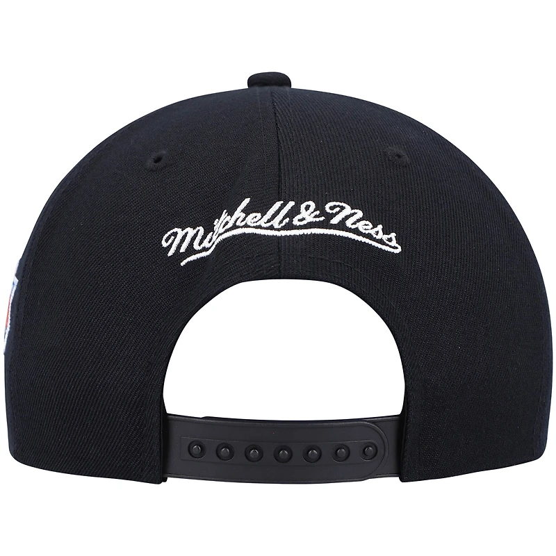 Men's Mitchell & Ness Black New York Knicks Hardwood Classics Script 2.0 Snapback Hat