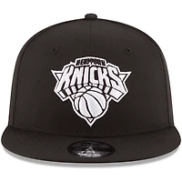 Men's New Era Black New York Knicks Black & White Logo 9FIFTY Adjustable Snapback Hat