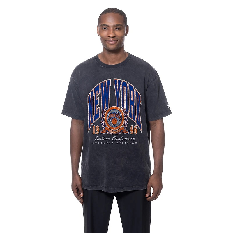 Men's New Era  Black York Knicks Sport Classics Mineral Washed T-Shirt