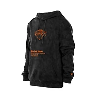 Men's New Era  Black York Knicks Sport Night Mineral Wash Pullover Hoodie