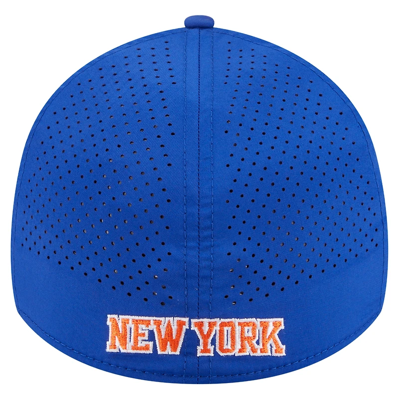 Casquette New Era bleue York Knicks Featherweight Poly Rope Flex 39Thirty pour homme
