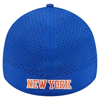 Casquette New Era bleue York Knicks Featherweight Poly Rope Flex 39Thirty pour homme
