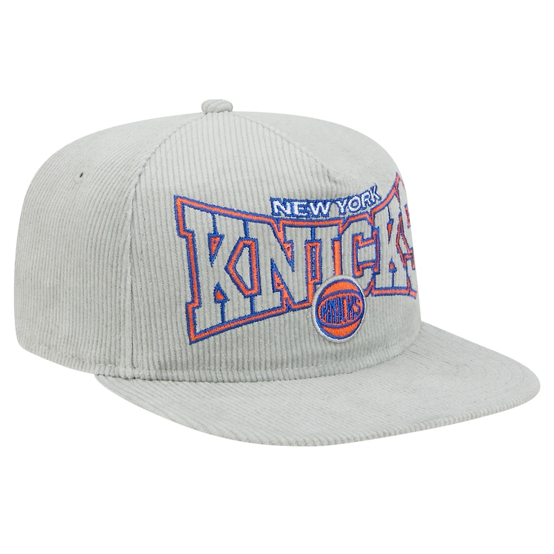 Casquette de golf snapback en velours côtelé New Era grise New York Knicks pour homme
