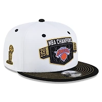 Casquette snapback New Era 9FIFTY pour homme, blanche et noire, New York Knicks, champions des finales NBA 2026