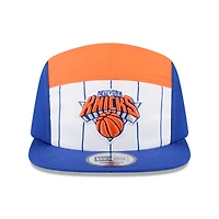Casquette ajustable New Era blanche/bleue New York Knicks 2025 NBA Tip Off Camper pour homme