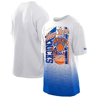 Men's New Era  White York Knicks Injection Sport Classics T-Shirt