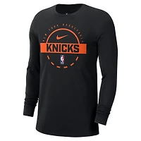 Men's Nike  Black New York Knicks Authentic Long Sleeve Practice T-Shirt