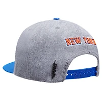 Men's Pro Standard Gray/Blue New York Knicks Classic Logo Two-Tone Snapback Hat