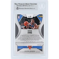 Carte authentifiée par Patrick Ewing (New York Knicks) 2019-20 Panini Prizm Orange Ice Prizm n° 13, signée par Beckett et Fanatics Witnessed.