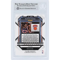 Carte autographiée de Patrick Ewing (New York Knicks) 2022-23 Panini Prizm Purple Ice Prizm n° 275/149, authentifiée par Beckett Fanatics Witnessed.
