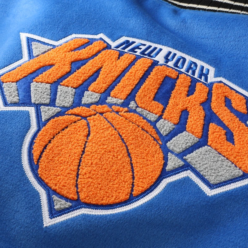 Veste universitaire unisexe FISLL bleue/crème New York Knicks à boutons-pression