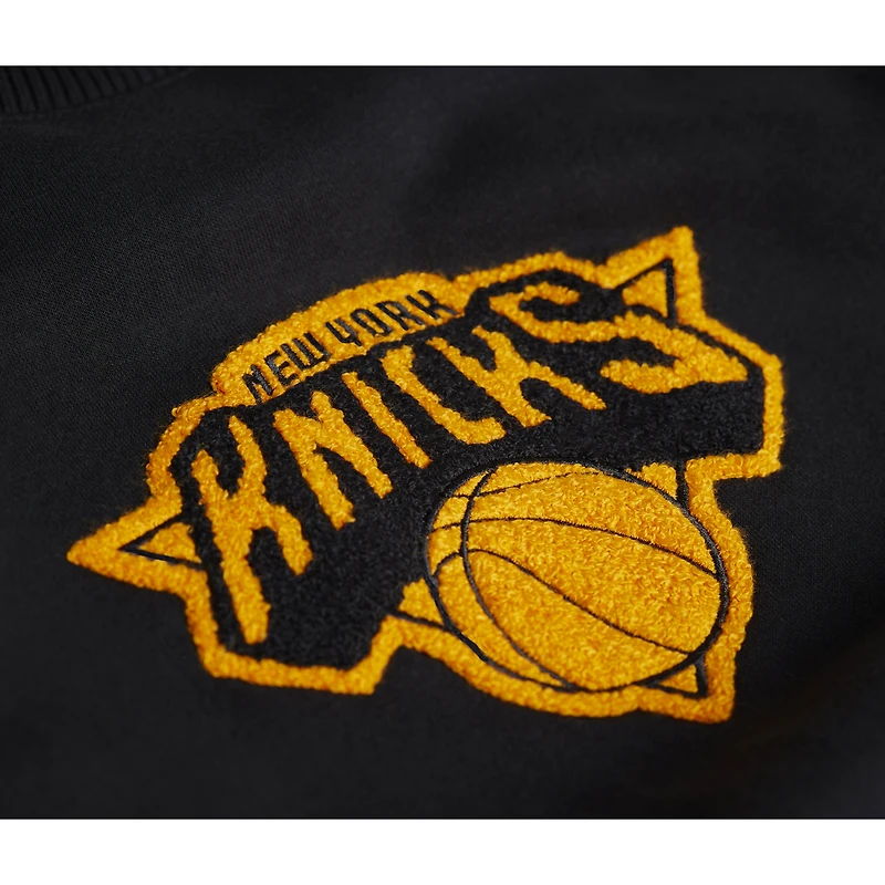 Sweat-shirt unisexe Stadium Essentials noir New York Knicks Club Level en chenille