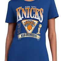T-shirt à col rond G-III 4Her pour femmes par Carl Banks, bleu, New York Knicks, champions des finales NBA 2026