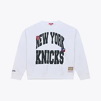 Sweat-shirt léger Mitchell & Ness blanc pour femme, logo New York Knicks, lettres capitales.