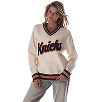 Pull en maille jacquard crème à col V The Wild Collective pour femme, New York Knicks