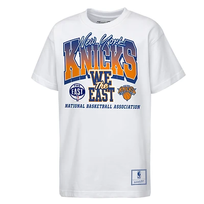 T-shirt premium Mitchell & Ness blanc New York Knicks pour jeunes « Bring it Back »