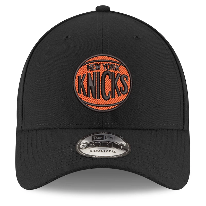 Youth New Era  Black New York Knicks Basketball Logo Adjustable Hat