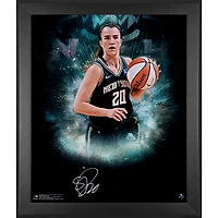 Photo encadrée et autographiée de Sabrina Ionesu (New York Liberty), format 51 x 61 cm (20 x 24 pouces), mise au point