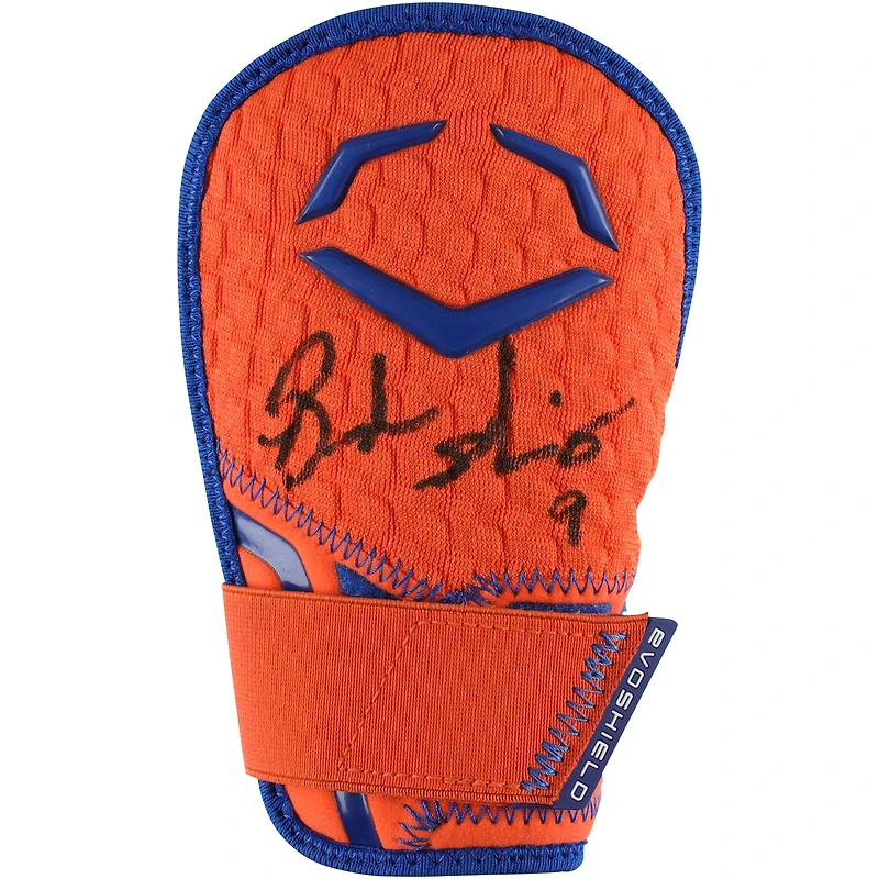 Protège-main orange EvoShield autographié et utilisé en match par Brandon Nimmo des Mets de New York lors de la saison 2024 de la MLB