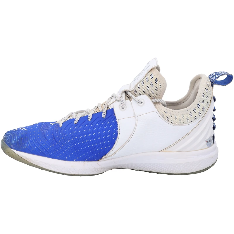 Chaussures Under Armour bleues et blanches autographiées par Brandon Nimmo des New York Mets lors de la saison 2023 de la MLB