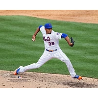 Edwin Diaz New York Mets Unsigned Pitches During 2020 Opening Day Photograph