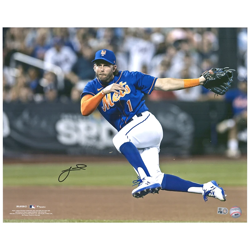 Photo de lancer en saut autographiée par Jeff McNeil, joueur des Mets de New York (40,6 x 50,8 cm).