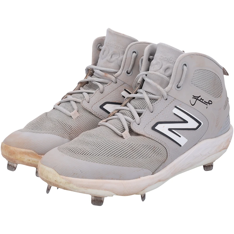 Chaussures à crampons New Balance grises dédicacées par Jeff McNeil des New York Mets lors de la saison 2023 de la MLB - NR81051964-65
