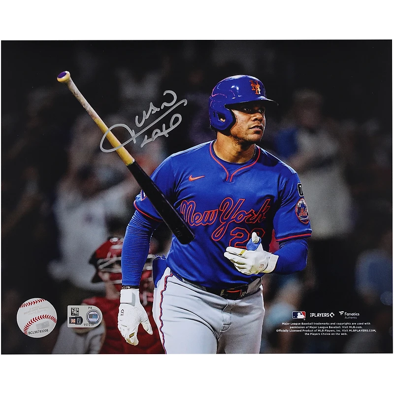 Photo dédicacée de Juan Soto (New York Mets) - 20 x 25 cm - Coup de circuit avec batte