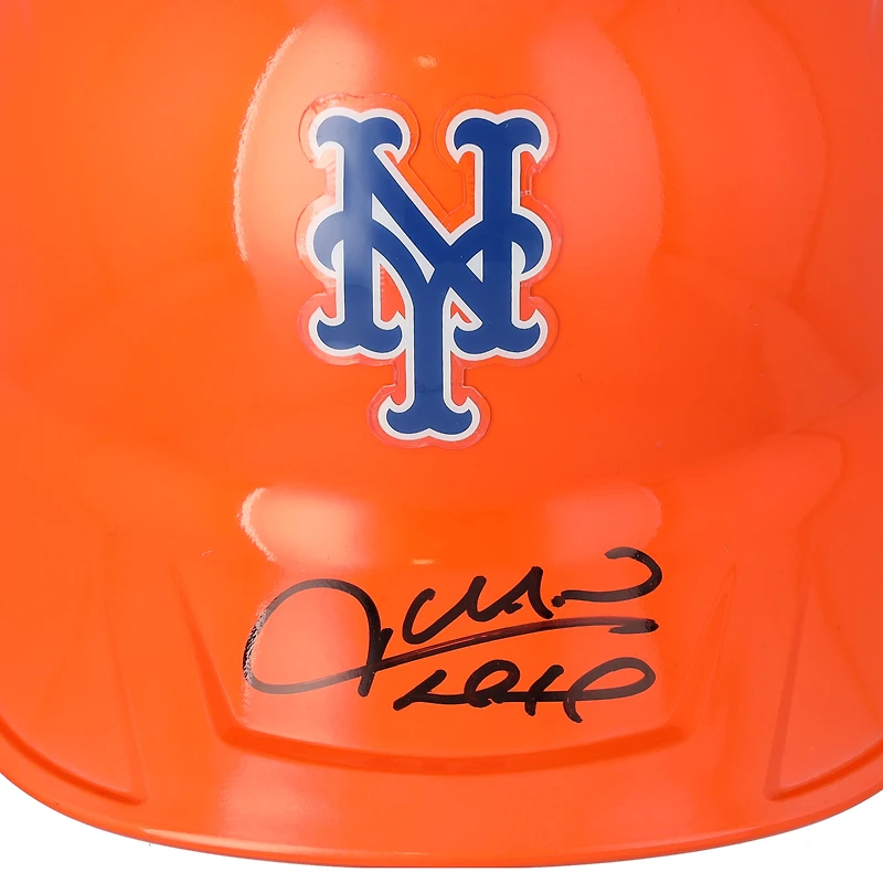 Réplique du casque de frappeur chromé alternatif autographié par Juan Soto des Mets de New York