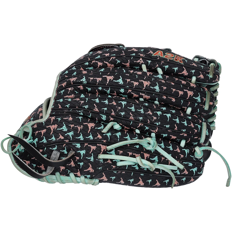 Juan Soto New York Mets Game-Used Black Wilson Fielding Glove vs. Miami Marlins on September 28, 2025 