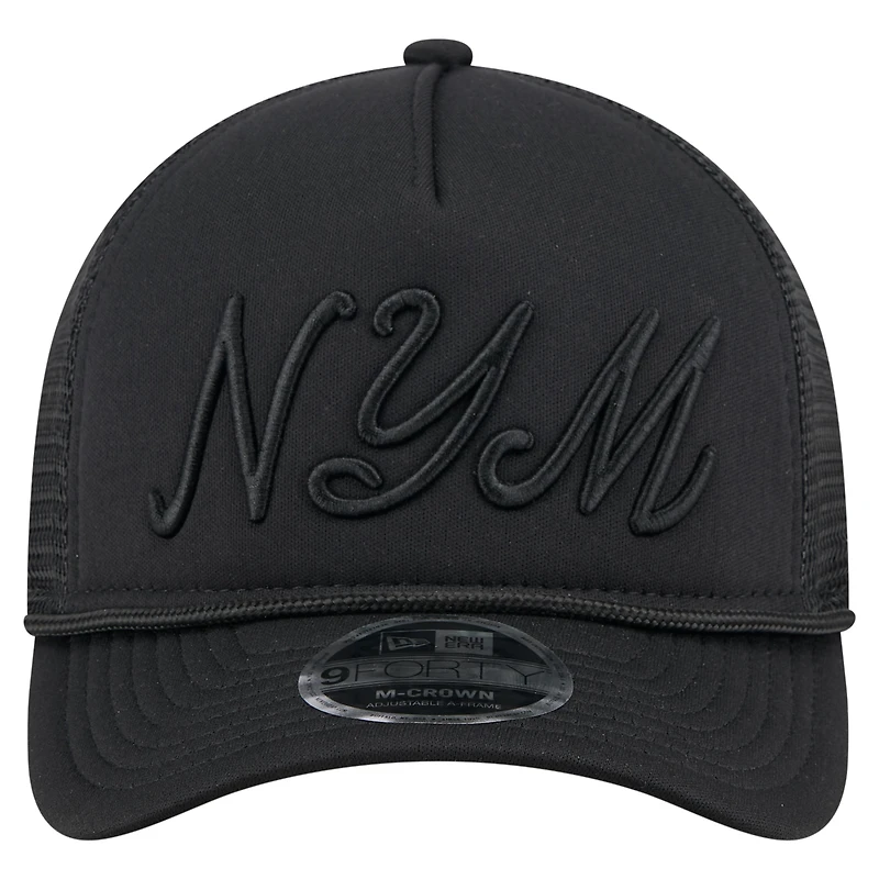 Casquette camionneur ajustable New Era noire City Initial 9FORTY A-Frame M-Crown des Mets de New York pour homme