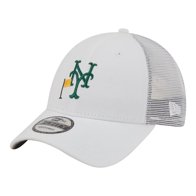 Casquette trucker ajustable New Era 9FORTY blanche à motif drapeau des Mets de New York pour homme