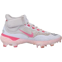 Crampons Nike roses autographiés par Pete Alonso, portés lors d'un match des Mets de New York (saison 2025 de la MLB).