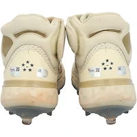 Crampons Nike beiges portés en match par Pete Alonso, des Mets de New York, lors de la saison 2025 de la MLB (autorisés par ce dernier).