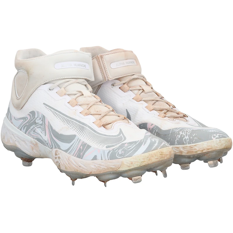 Pete Alonso New York Mets Game-Used White/Gray Nike Cleats from the 2025 MLB Season - NR81043699-700