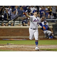 Photo non signée de Pete Alonso, des Mets New York, frappant un coup circuit contre les Cubs Chicago