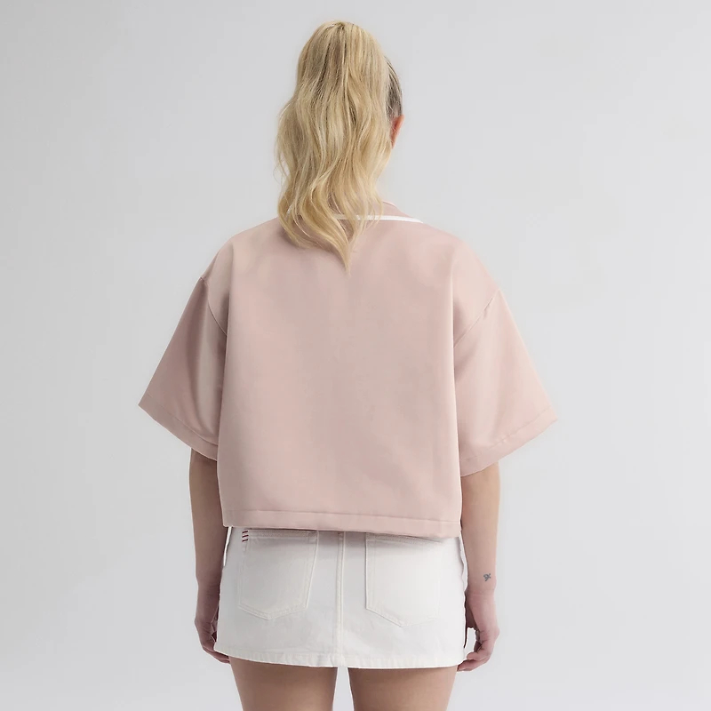 Haut de baseball en satin rose délavé Fanatics pour femme, modèle emblématique des Mets New York, entièrement boutonné.