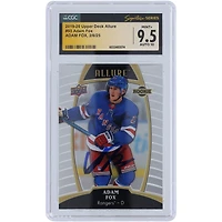 Carte recrue autographiée 2019-20 Upper Deck Allure #93 des New York Rangers par Adam Fox, carte authentifiée 9,5/10, vue par des fanatiques de la CGC