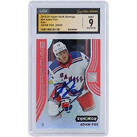 Carte de recrue 9/10 autographiée par Adam Fox des Rangers de New York 2019-20 Upper Deck Synergy Red #84 CGC Fanatics Witnessed Authenticated