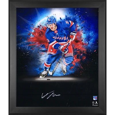 Photographie encadrée autographiée de 20" x 24" d'Adam Fox des Rangers de New York
