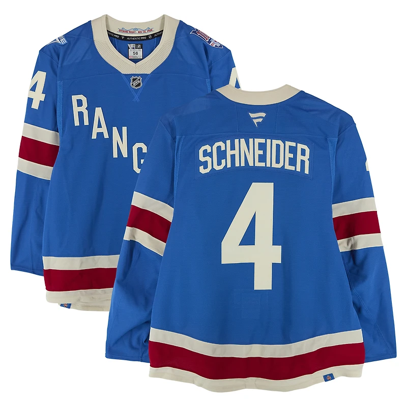 Maillot alternatif bleu n° 4 des Rangers de New York porté par Braden Schneider lors du match contre les Sabres de Buffalo le 8 avril 2026