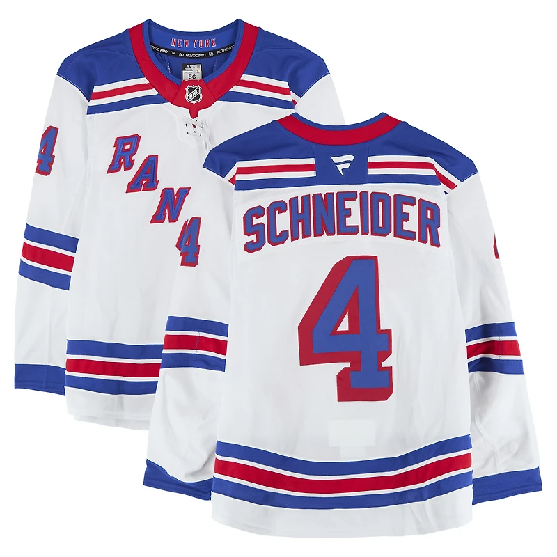Maillot blanc n° 4 de Braden Schneider, utilisé lors du match des Rangers de New York, série 3, saison 2024-25 de la LNH