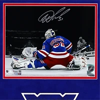 Photo encadrée de luxe autographiée par Igor Shesterkin, joueur des New York Rangers (20 x 25 cm).