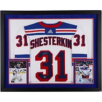 Maillot adidas authentique blanc de luxe encadré autographié par Igor Shesterkin des Rangers de New York