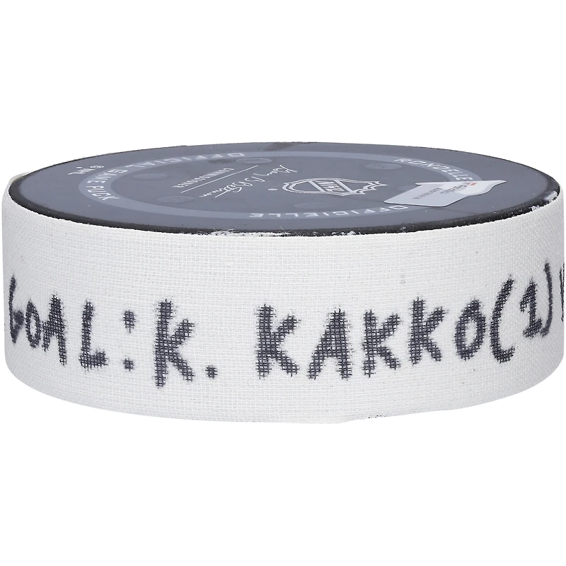 Rondelle de but utilisée par Kaapo Kakko des Rangers de New York lors du match du 28 septembre 2021 contre les Bruins de Boston