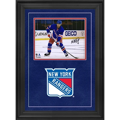Photographie encadrée de luxe autographiée par K'Andre Miller des Rangers de New York, 8" x 10", pour ses débuts dans la LNH