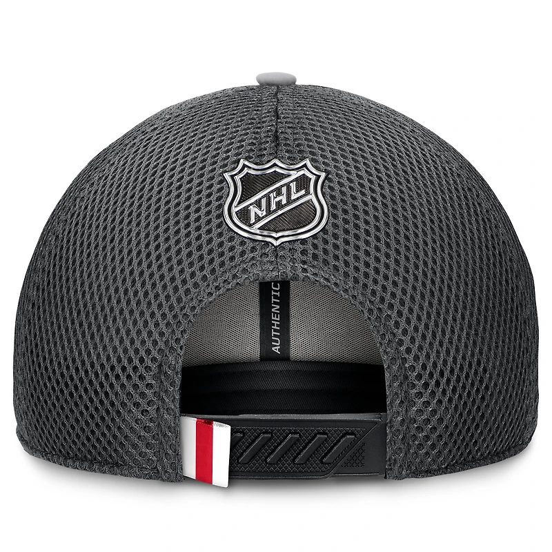 Casquette ajustable Fanatics pour homme New York Rangers Authentic Pro Home Ice Trucker grise